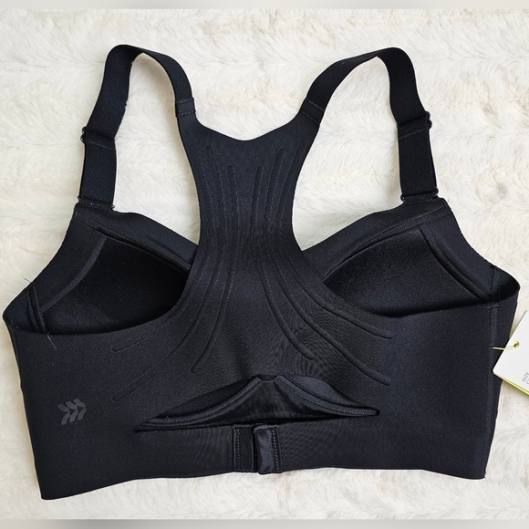 High Support Embossed Racerback Run Sports Bra | All In Motion | Black 4X - Picture 9 of 9